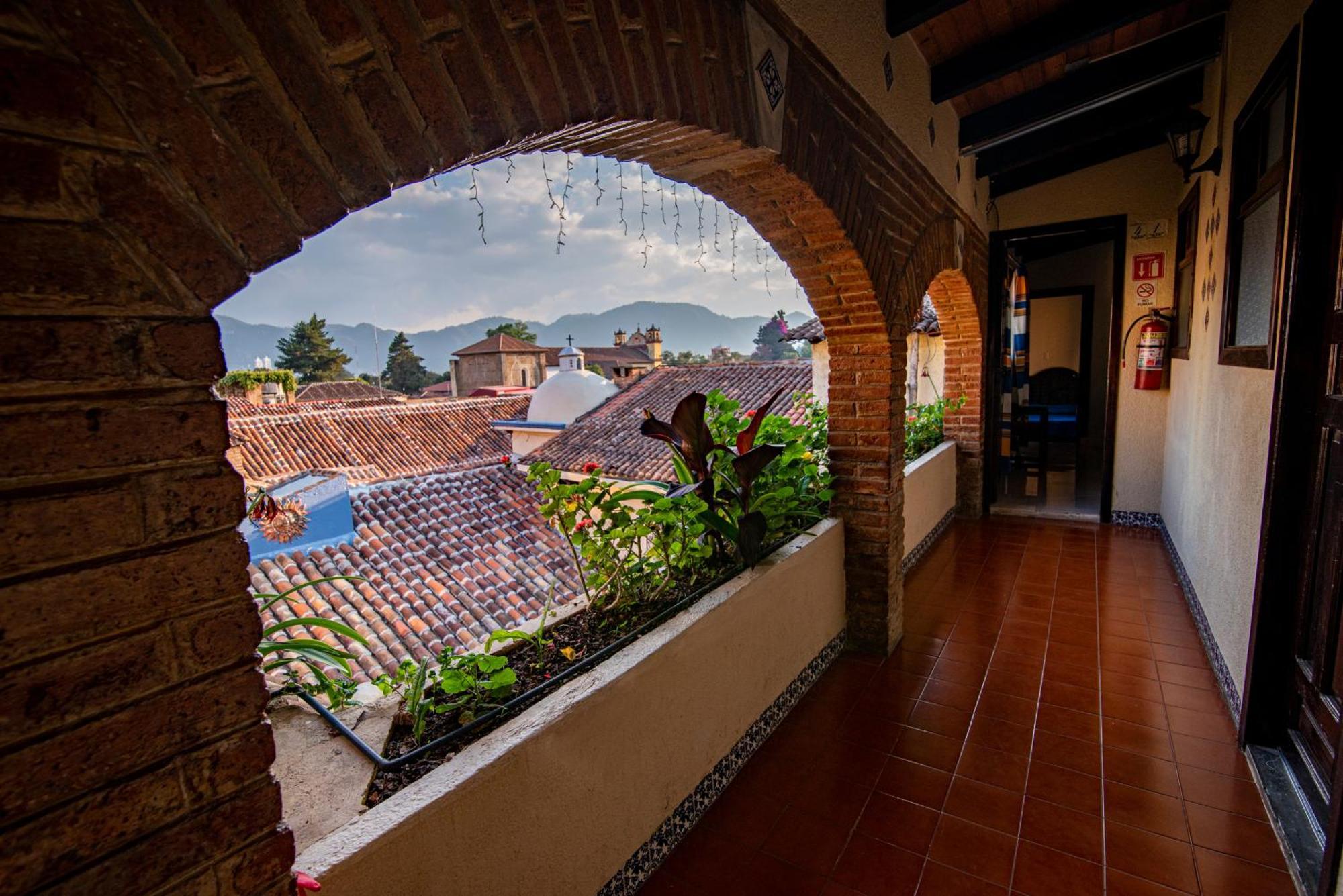 Hotel Palacio De Moctezuma ซานกริสโตบัล เด ลาสกาซาส ภายนอก รูปภาพ