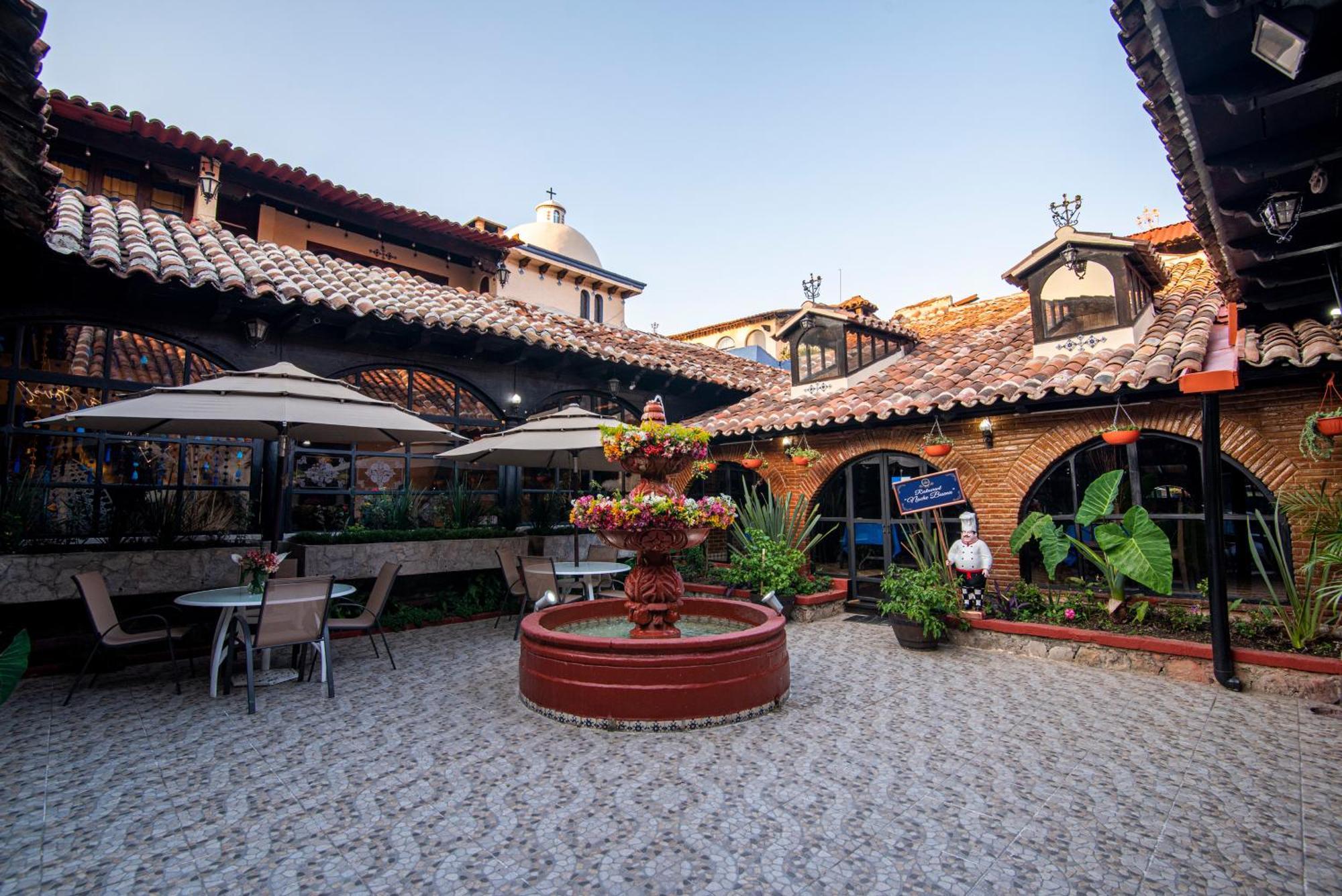 Hotel Palacio De Moctezuma ซานกริสโตบัล เด ลาสกาซาส ภายนอก รูปภาพ