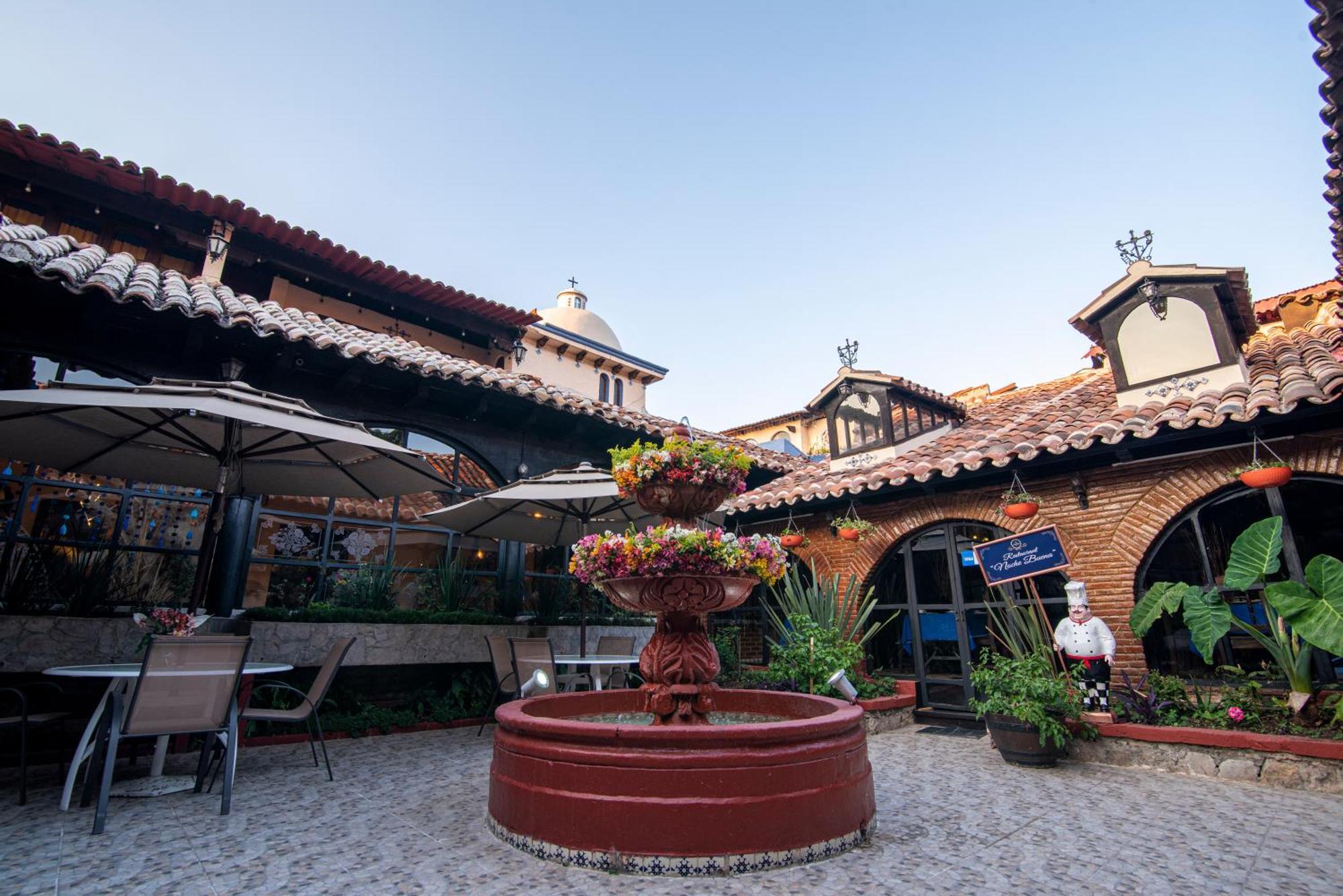 Hotel Palacio De Moctezuma ซานกริสโตบัล เด ลาสกาซาส ภายนอก รูปภาพ